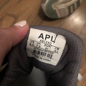 APL Shoes - APL WOMENS ASCEND SNEAKER HI TOP APL Shoes - APL WOMENS ASCEND SNEAKER HI TOP